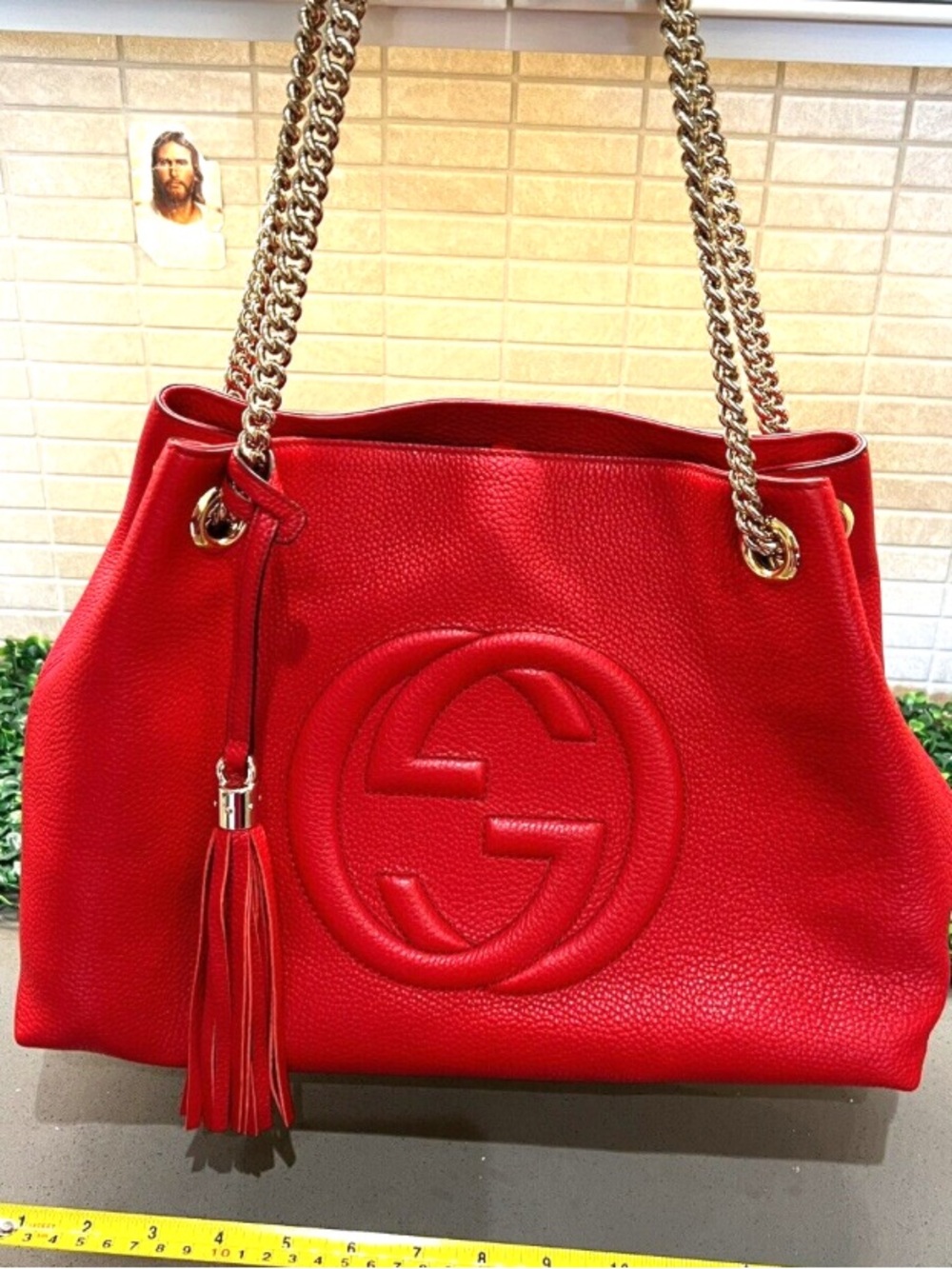 Gucci Red Pebbled Leather Shoulder Bag with Tassel and Chain Straps - Picture 4 of 10